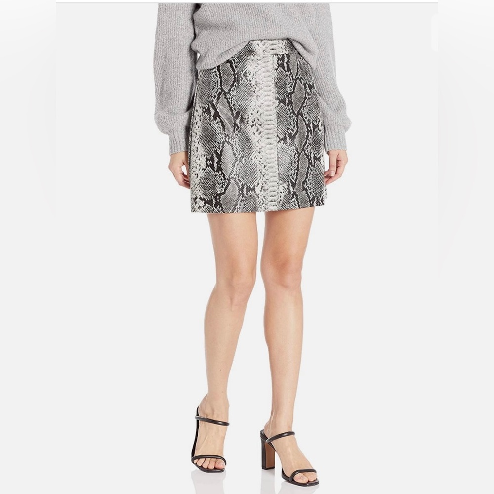 NWT French Connection High-Rise Snakeskin Faux Leather Cutoff Raw Hem Skirt 6